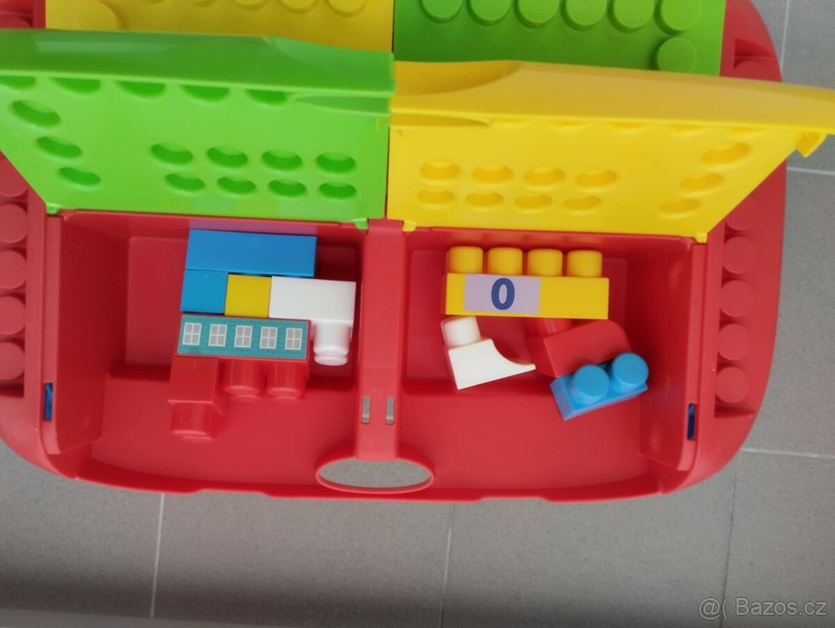 Multifunkční stoleček mega blocks - 5