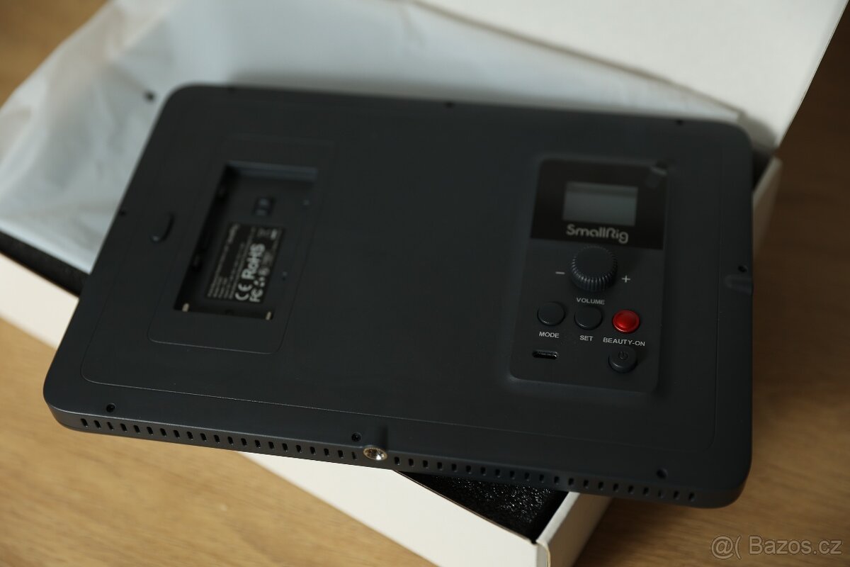 SmallRig P200 Beauty Panel Video Light - 5