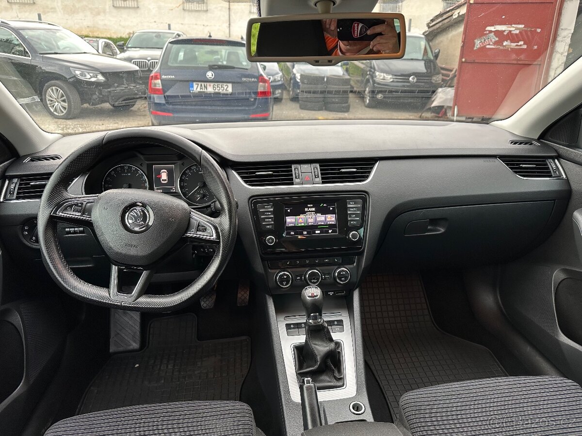 Škoda Octavia 1,6 TDI 4x4 - 5