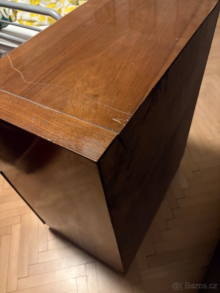 Halabala skříňka na gramofón - 5