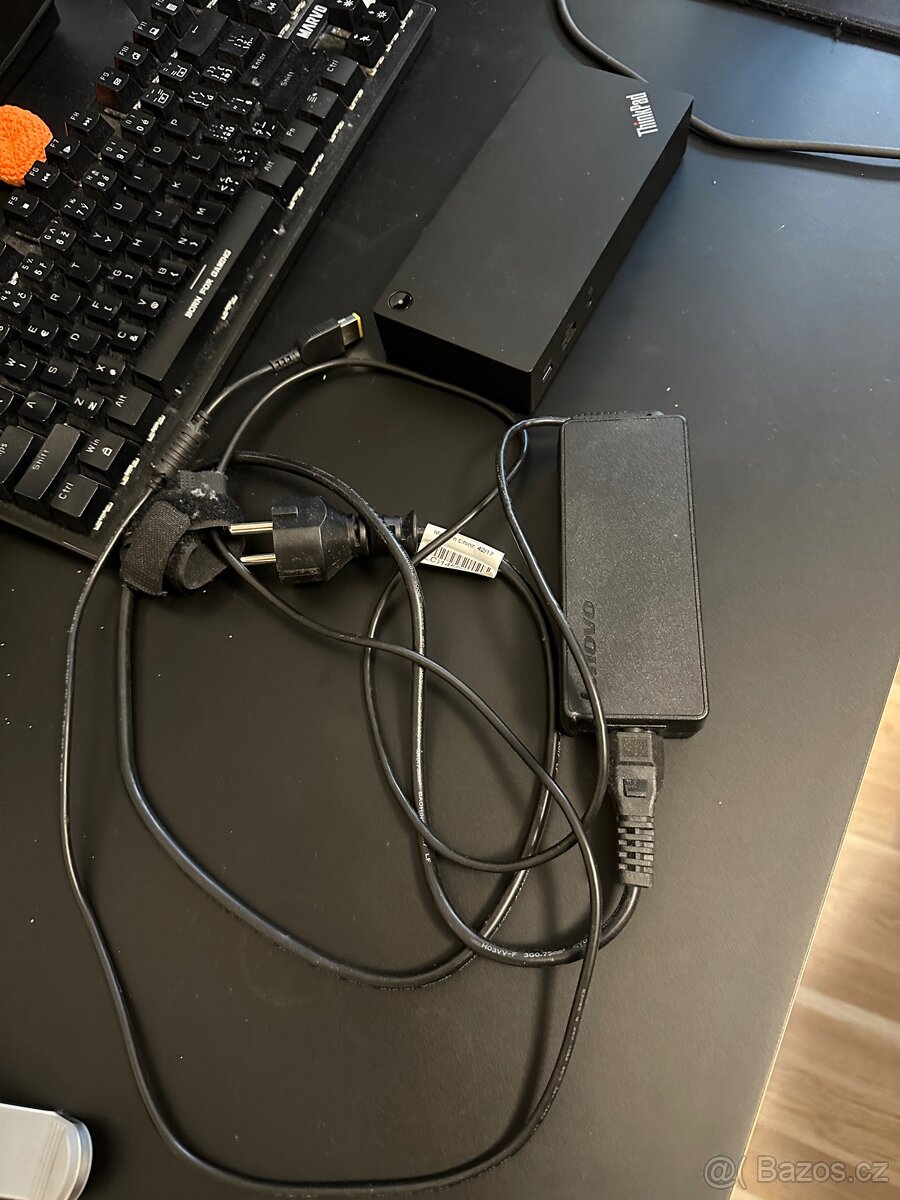 Lenovo Thunderbolt 3 USB C dock - 5