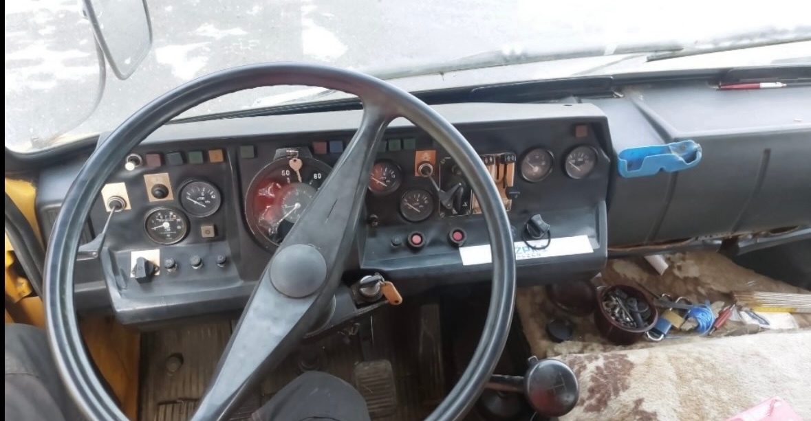 Tatra AV 14 - jeřáb