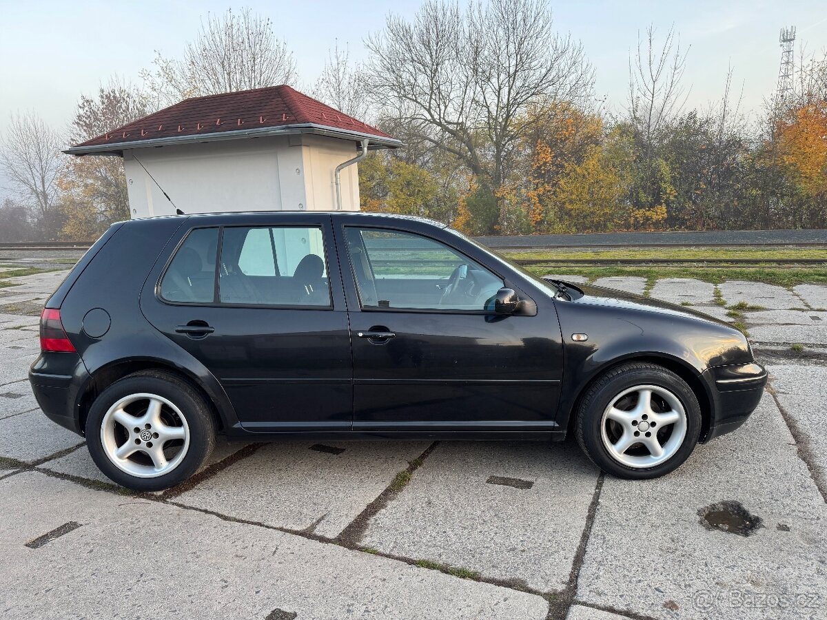 Volkswagen Golf 1.8 20V 92Kw, NOVÁ STK - 5