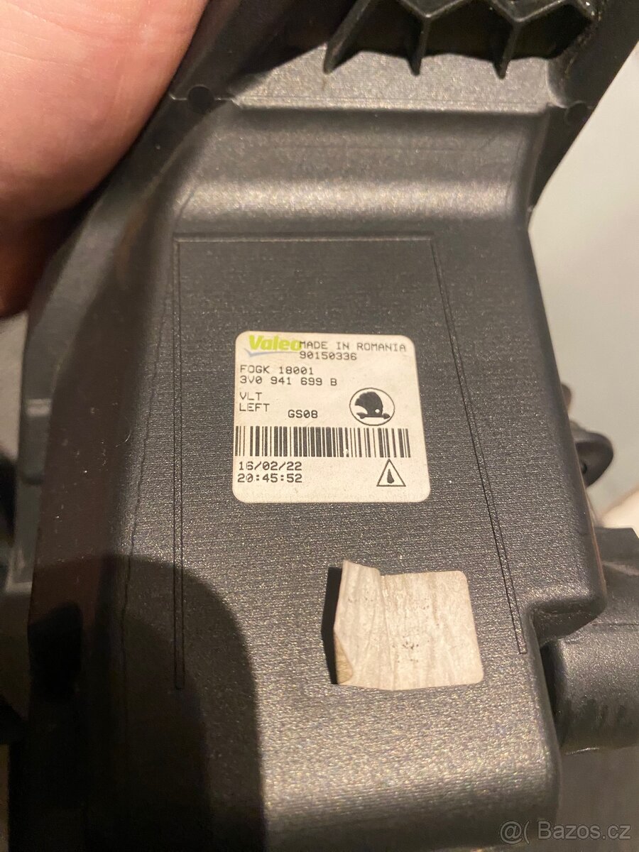 Levá přední mlhovka Superb III - 5