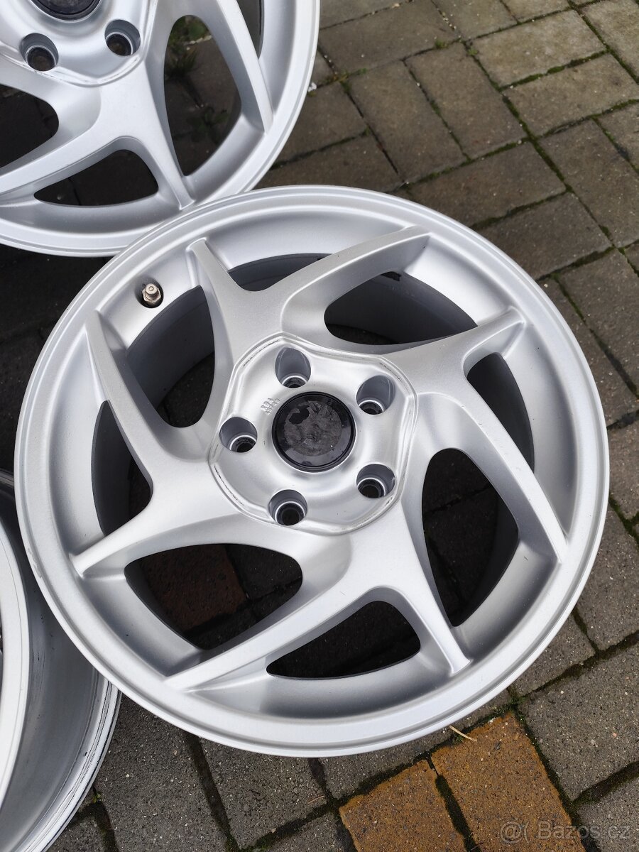 ALU 5x120 r16 BORBET - BMW, T5 - PĚKNÁ SADA - 5