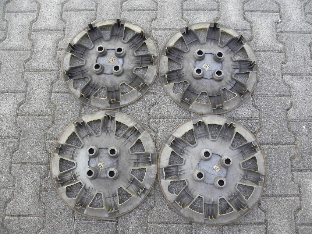 Poklice na kola 15 KIA - 4 ks - 5