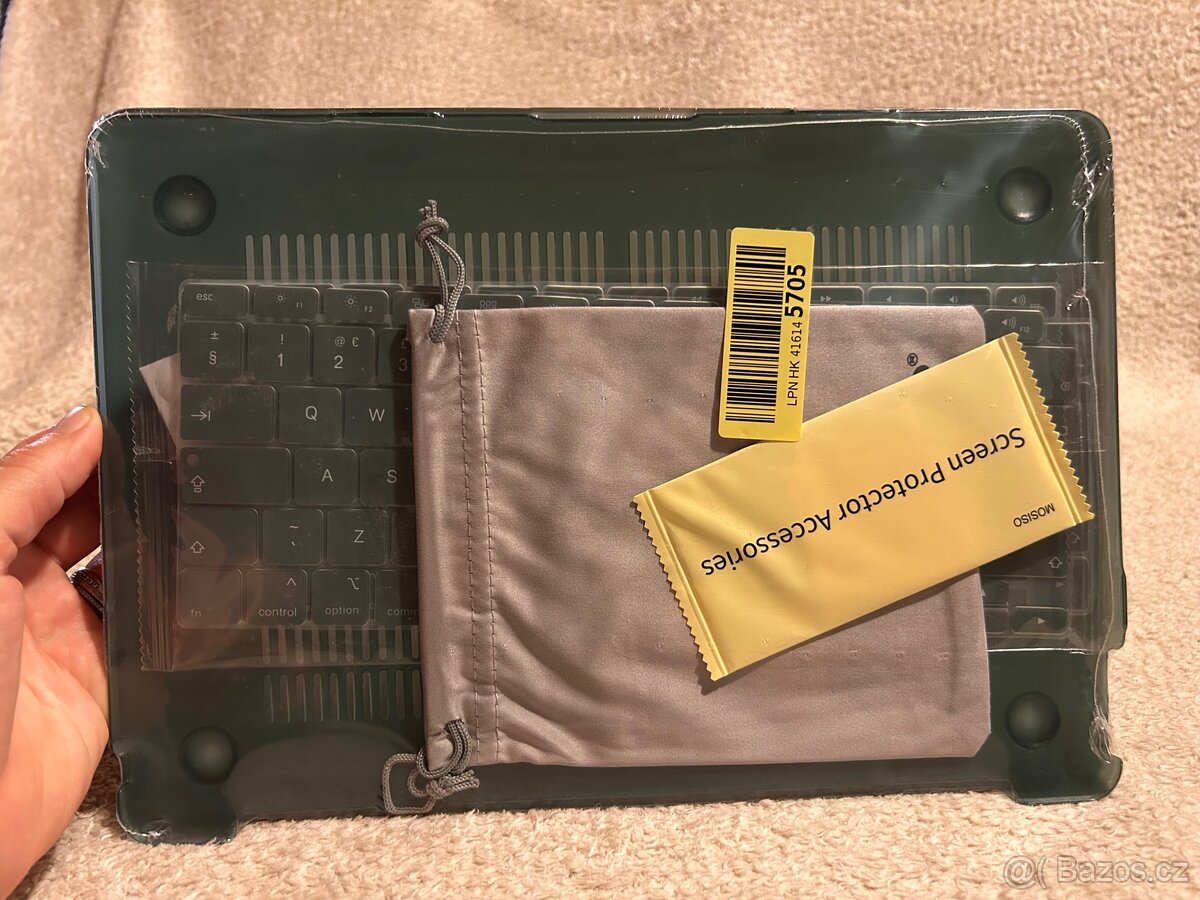 Pouzdro pro MacBook + ochrana klávesnice - 5