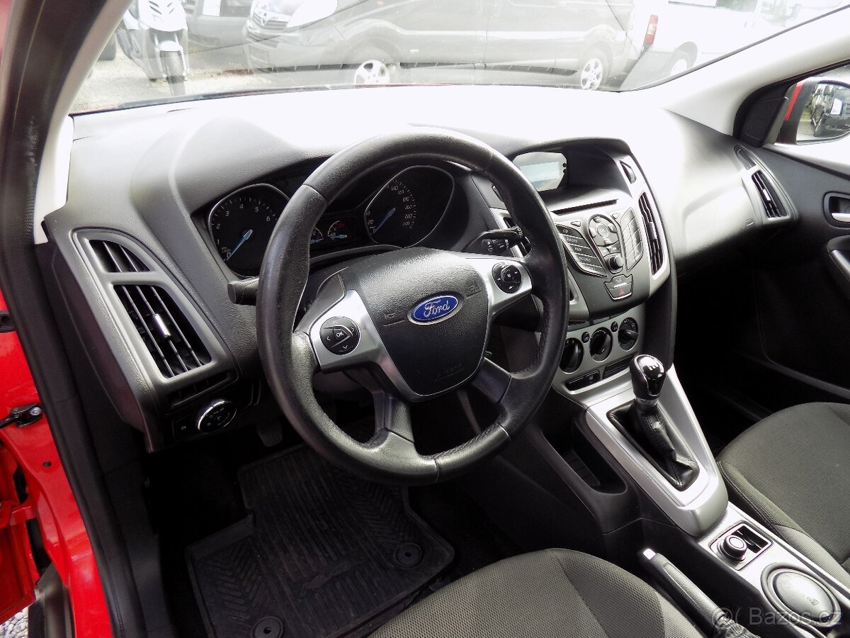 Ford Focus 1.6 TI-VCT 77 KW TREND, 1. MAJ. ČR - 5