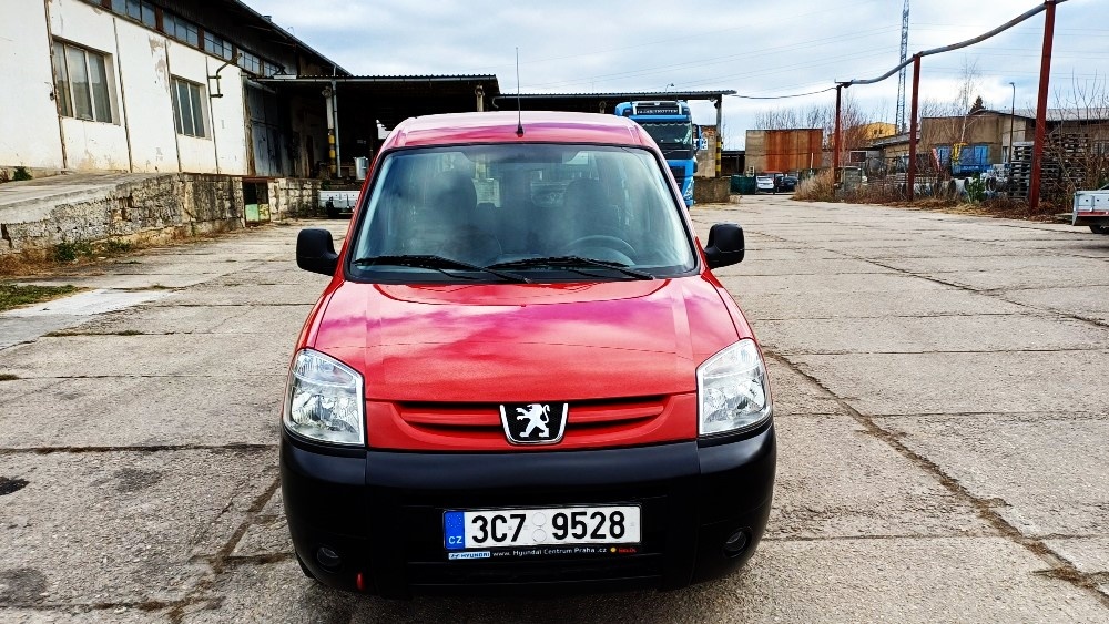 peugeot partner 89000 najeto ( krasny stav ) - 5