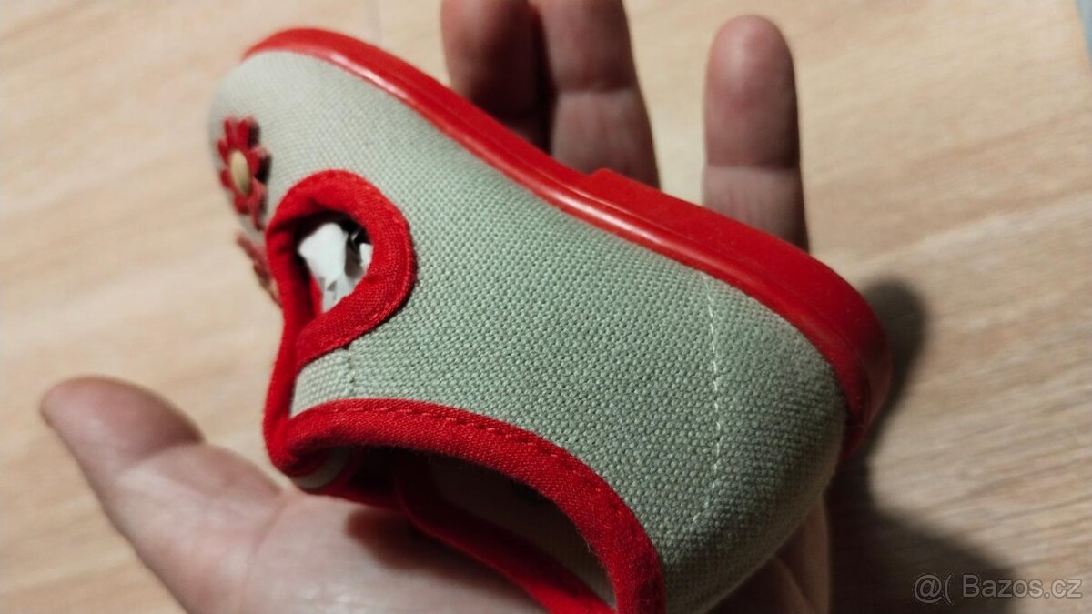 NENOŠENÉ Botičky - 5