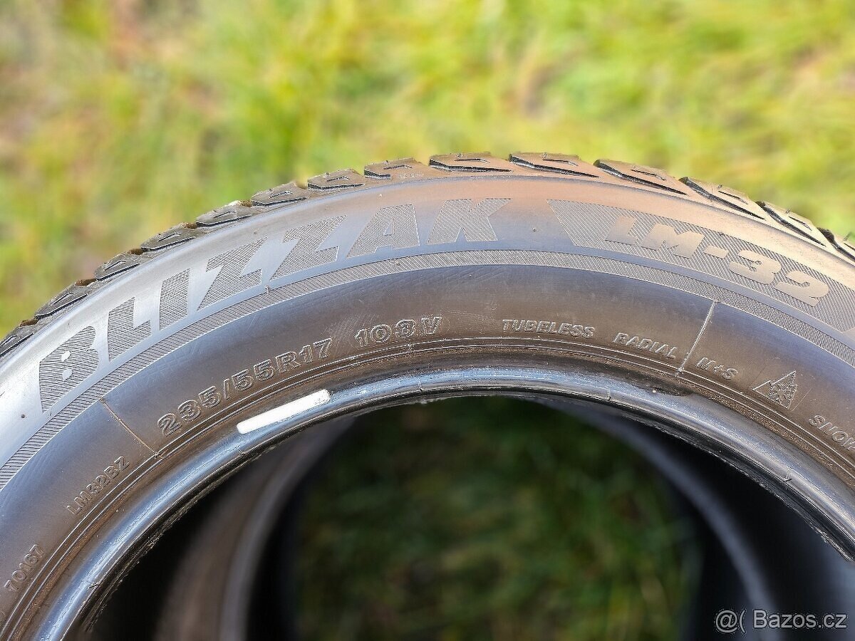 4x Zimní pneu Bridgestone + Kleber - 235/55 R17 XL - 85% - 5