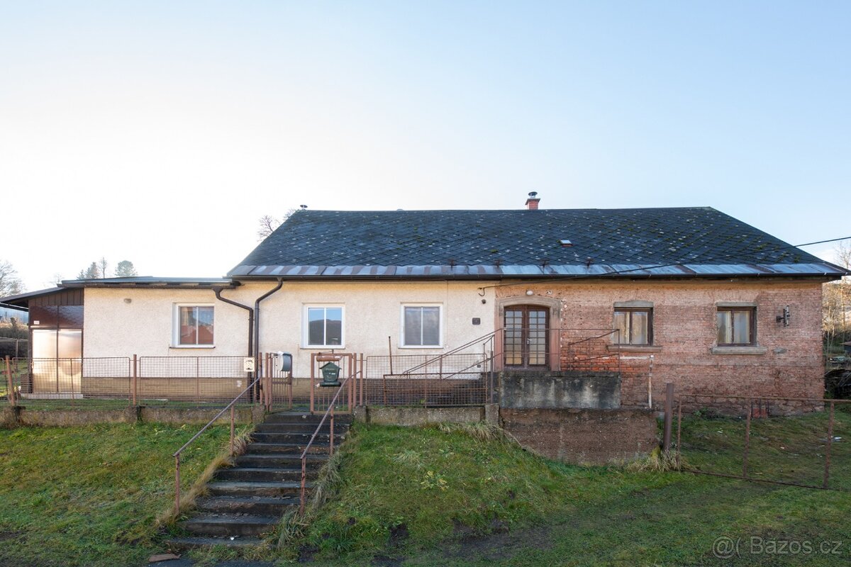 Rodinný dům v Bernarticích u Trutnova - 5