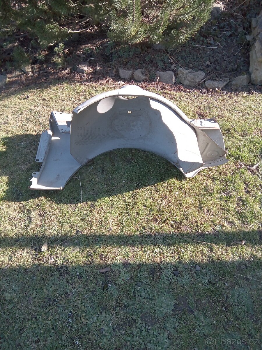 Blatníky s podběhem na Wartburg 353 - 5