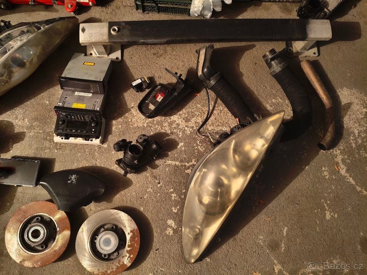 Prodam dily peugeot 307 - 5