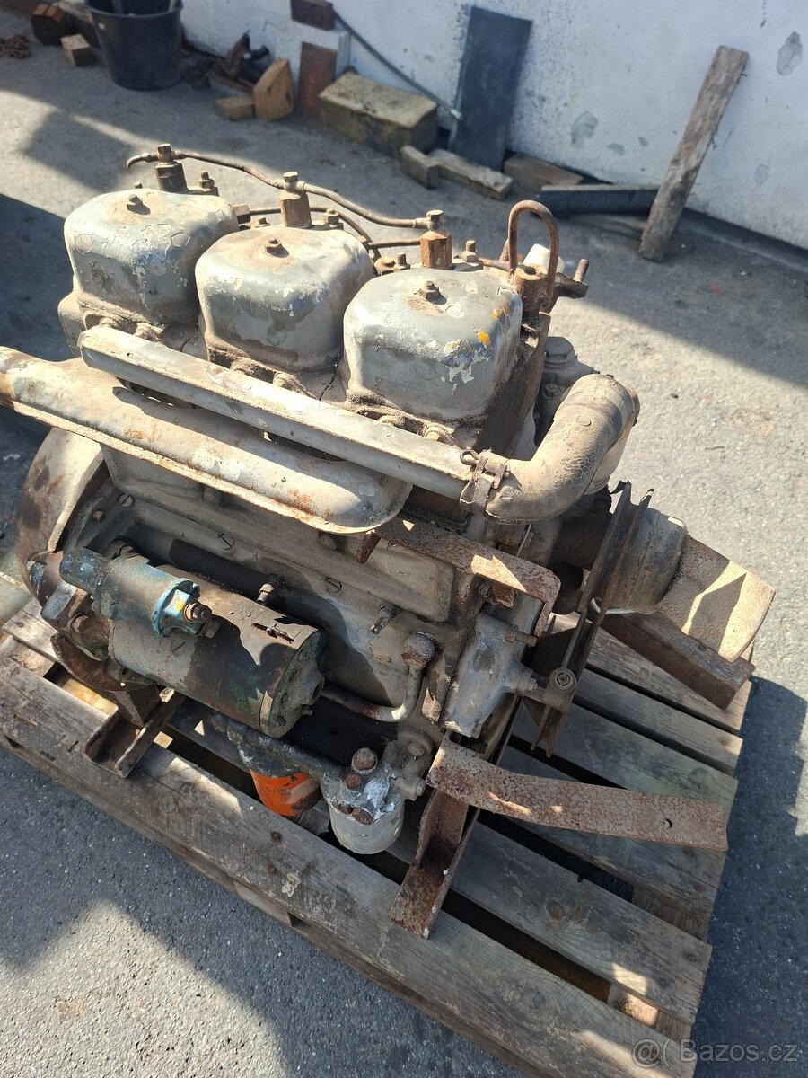 Zetor uřI motor 3001 - 5