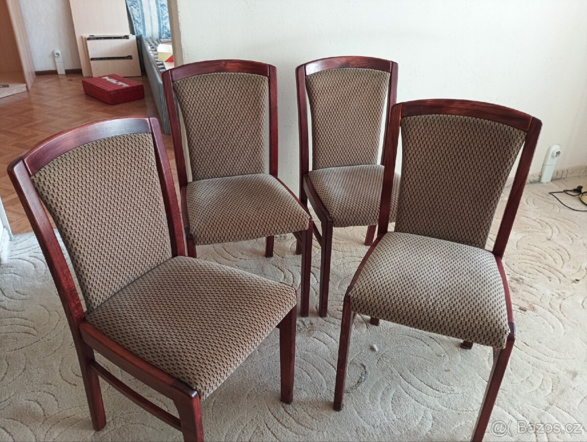 Stůl a 4 židle - 5