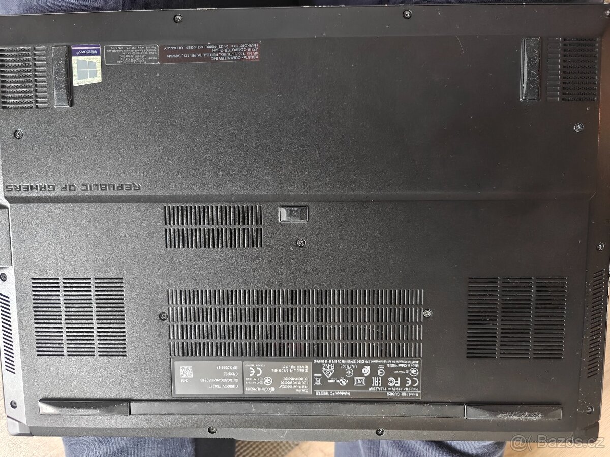 Herní Asus ROG Zephyrus GU502GV + pouzdro + batoh - 5