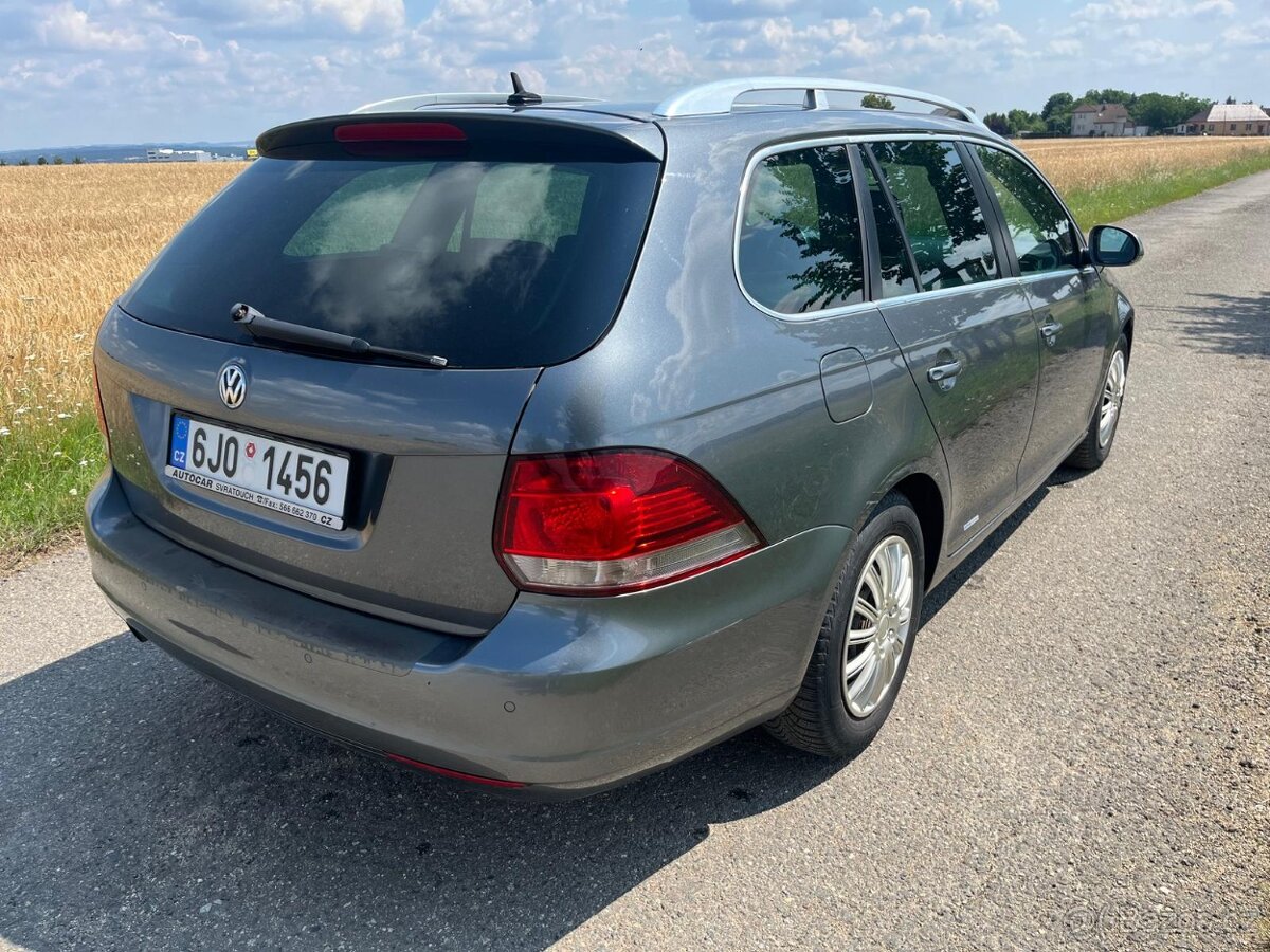Volkswagen Golf VI combi 1,6TDI 77kw DSG - 5