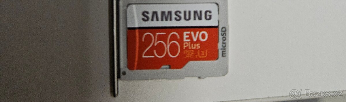 Prodám tablet SAMSUNG TAB S5e LTE + originální klávesnici - 5