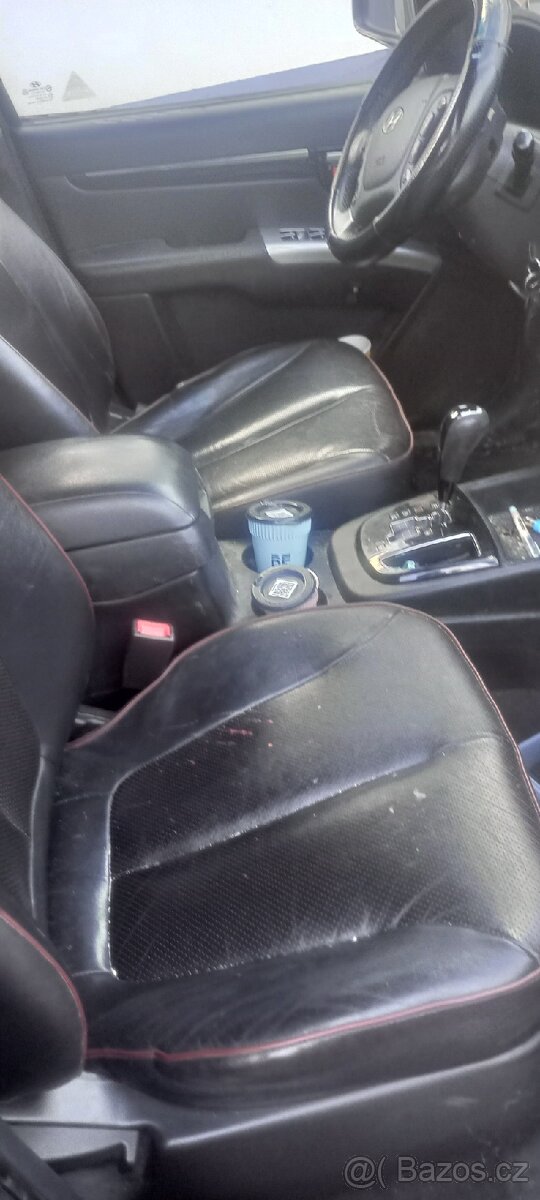 Hyundai Santa Fe 2 - 5