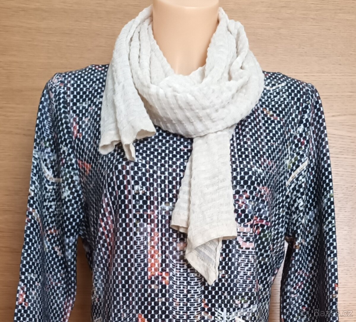 Prodám dámské šaty vel 42-44 - 5