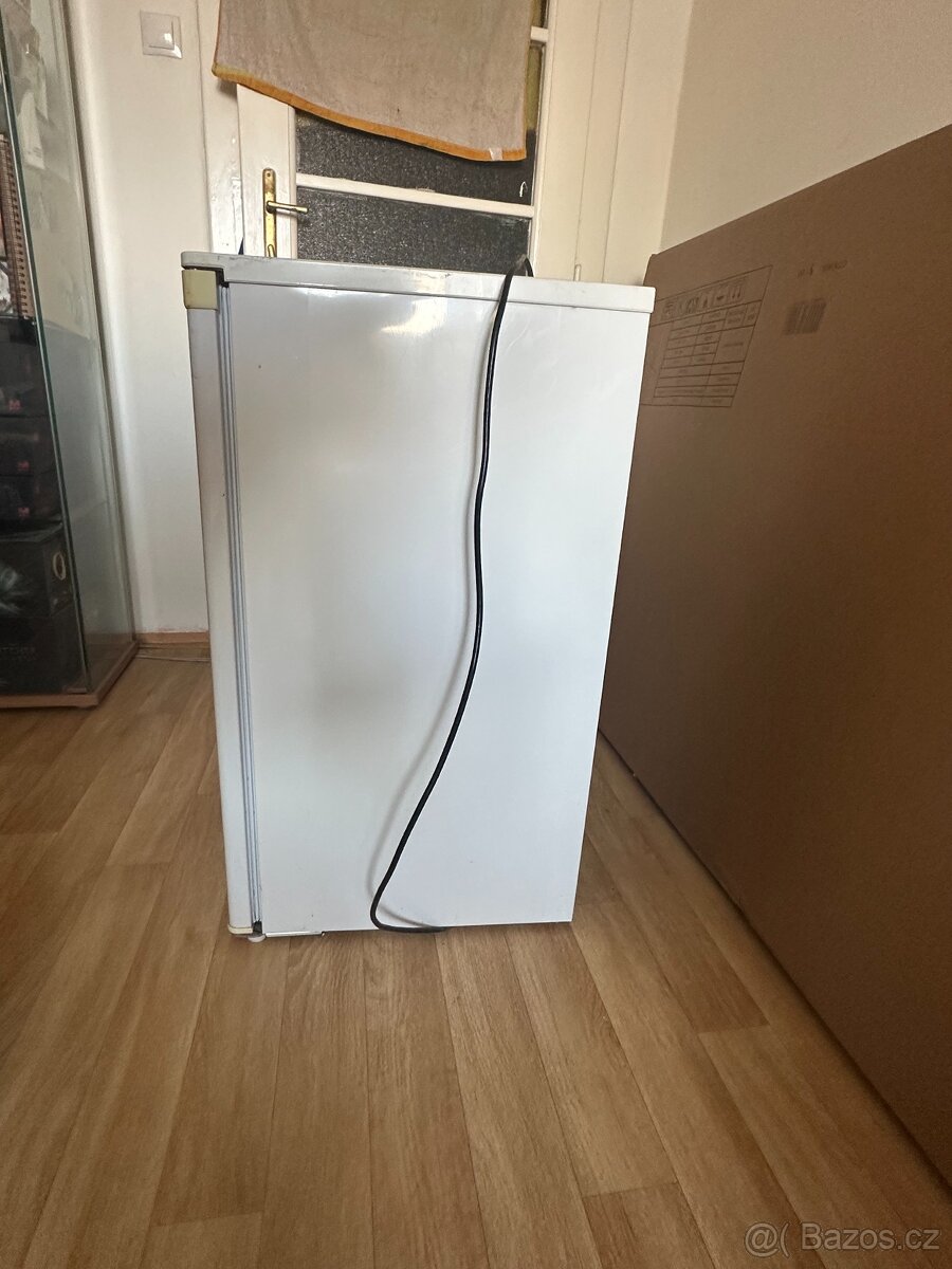 Lednice Zanussi - plně funkční - 5