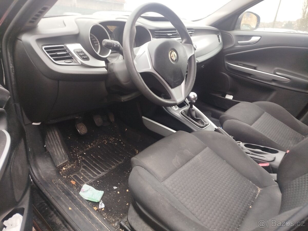 Alfa Romeo Giulietta, 1.6 JTD, 77kw, r.v. 2012 - 5