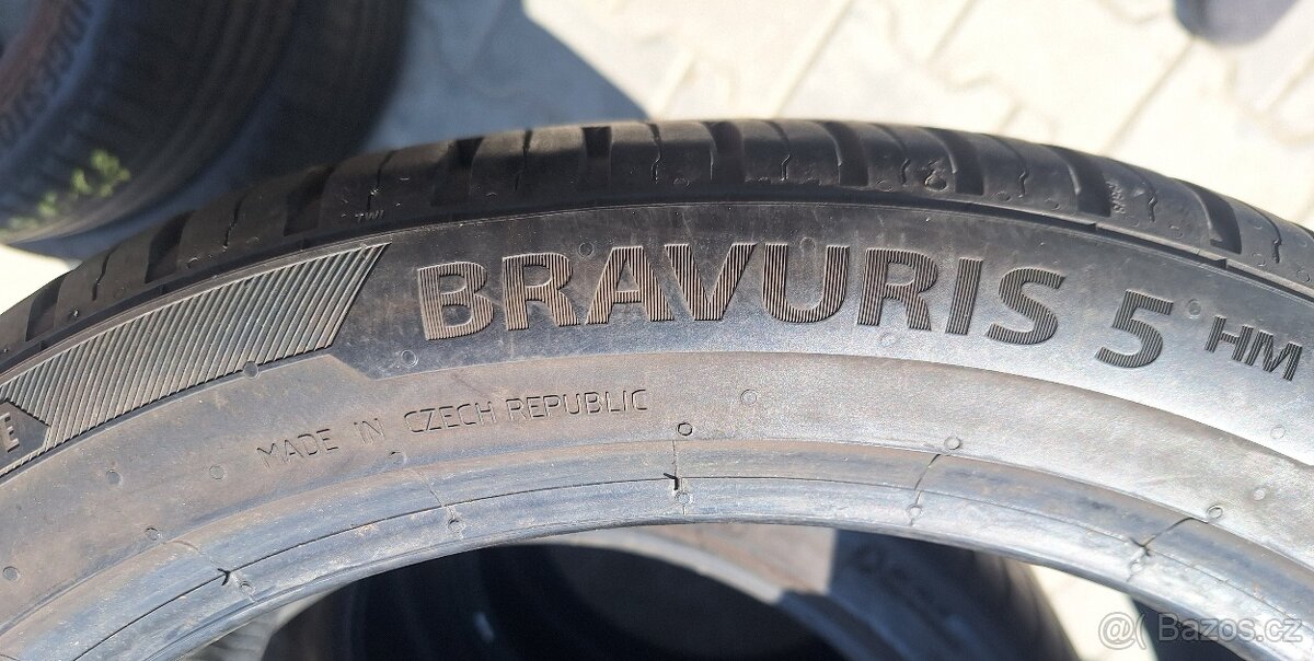 Prodám letní pneu 265/35/18 Barum - 5