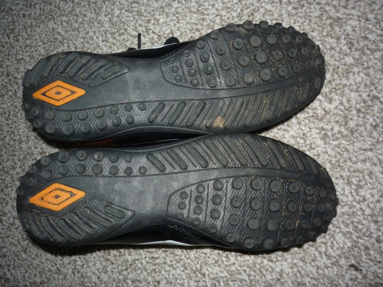 Turfy, tenisky Umbro vel 36,stélka 22cm - 5