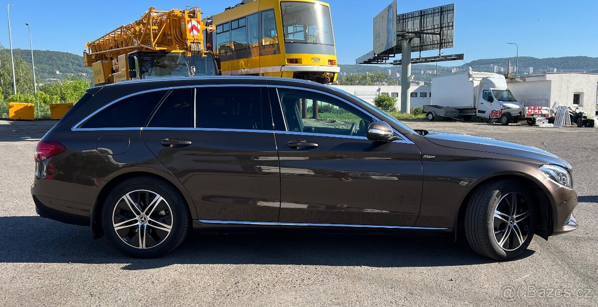 Mercedes-Benz C 250 T Airmatic - Citrine Brown