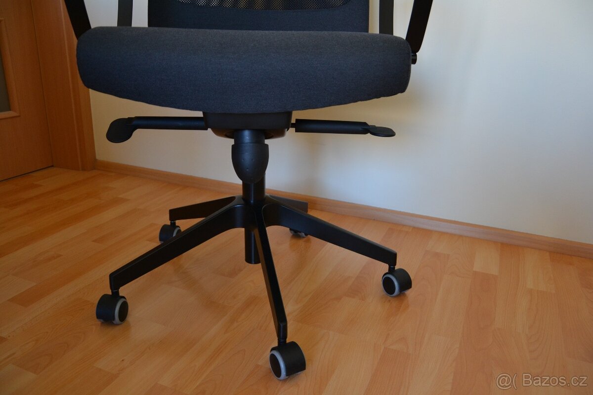 Kancelářská židle Ikea Markus PC 4.000,- ZÁRUKA - 5