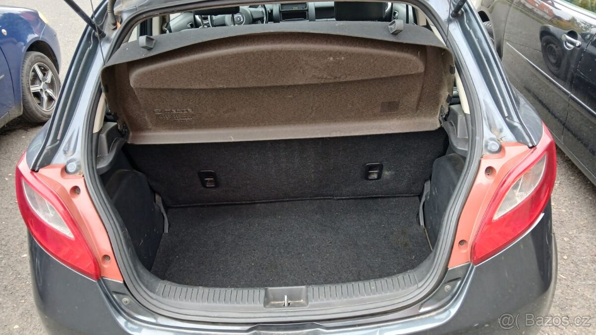 Mazda II, 1.4 nafta, platná STK - 5