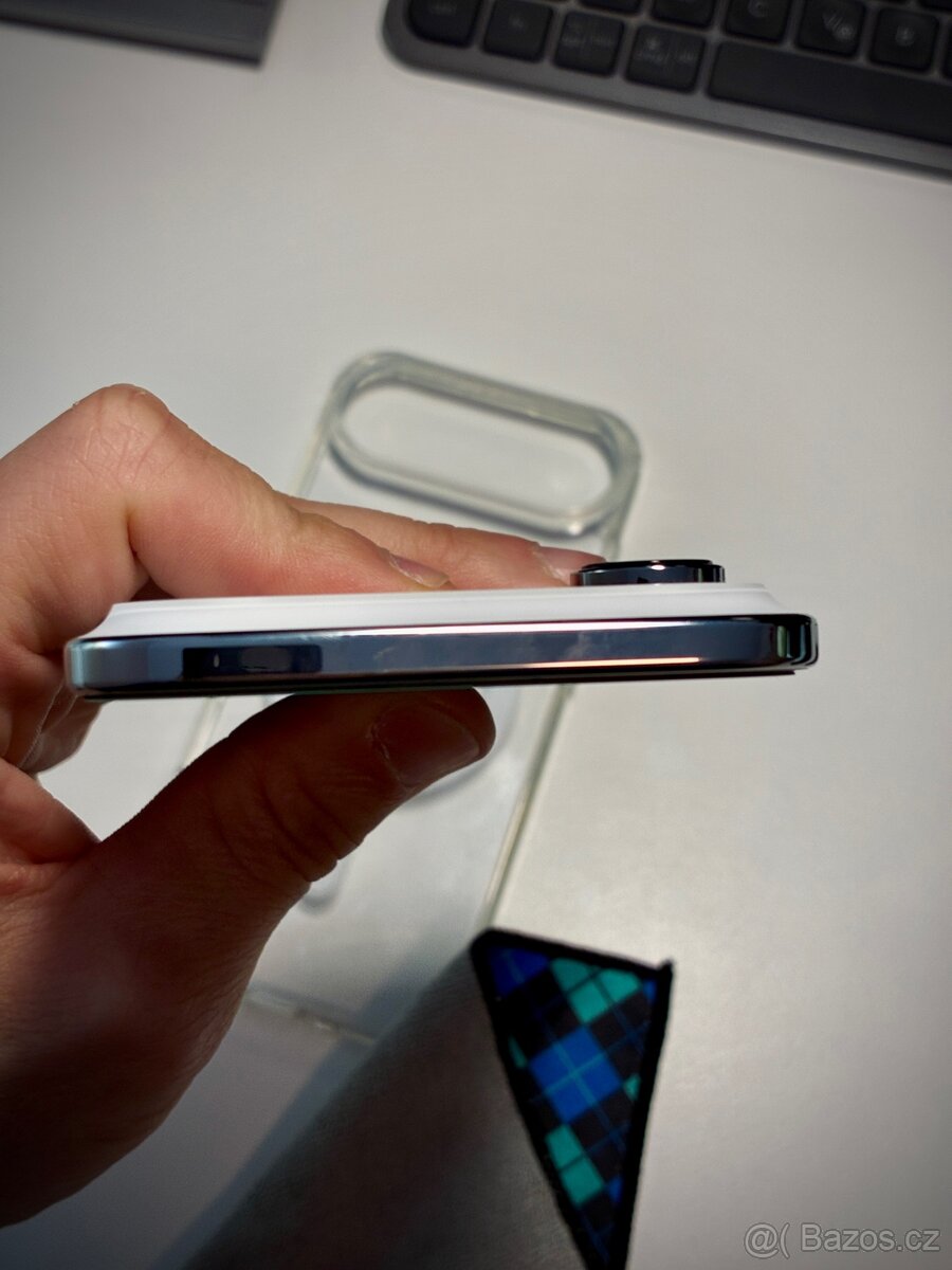 IPhone 17 Air + Pitaka - 5