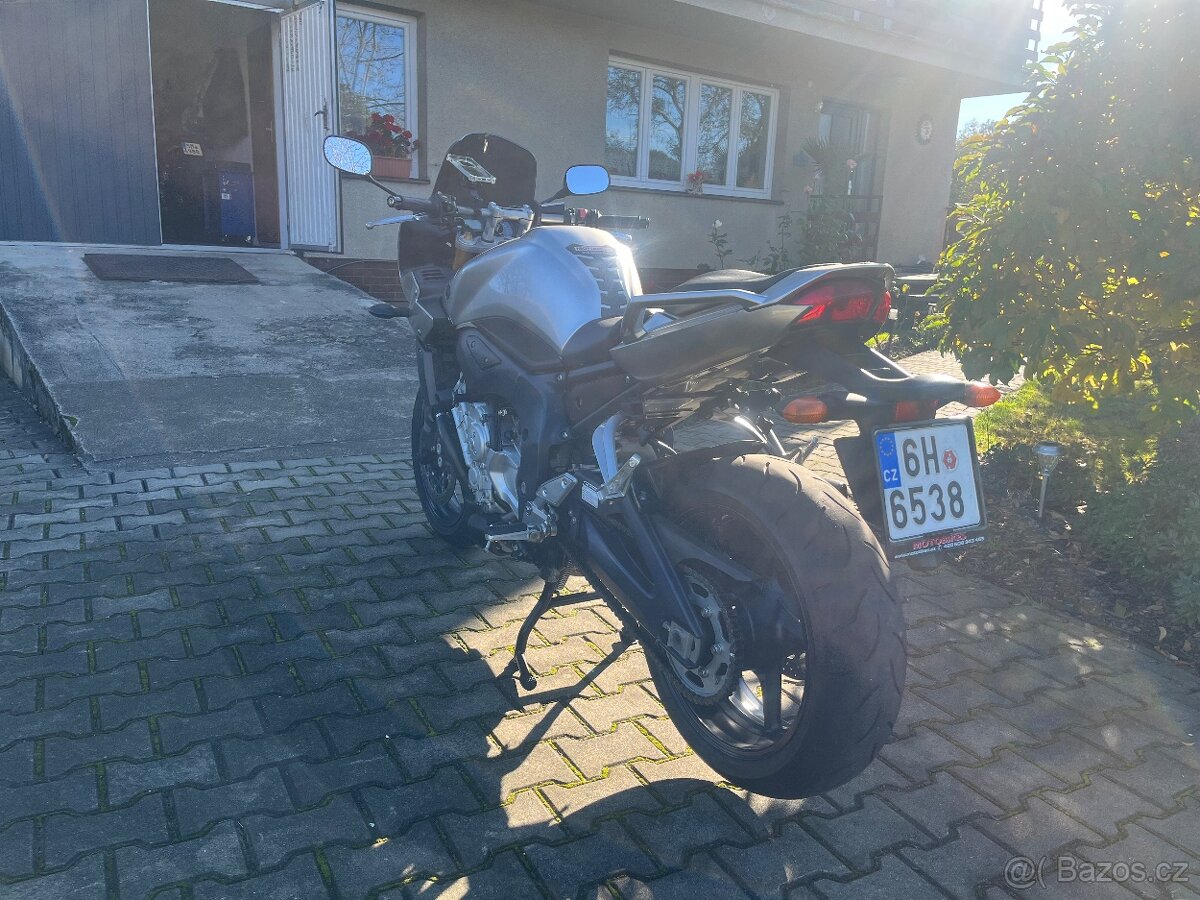Yamaha FZ1 r.v. 2007 32000km - 5