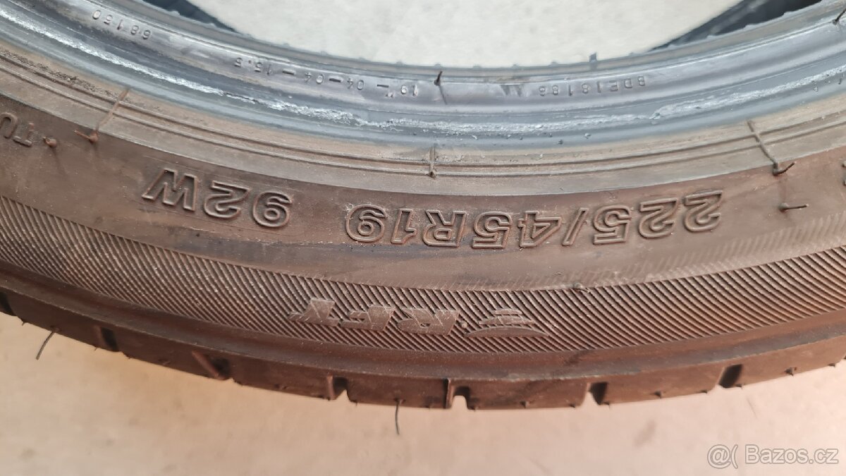 2x letní pneu 225/45 R19 - 5