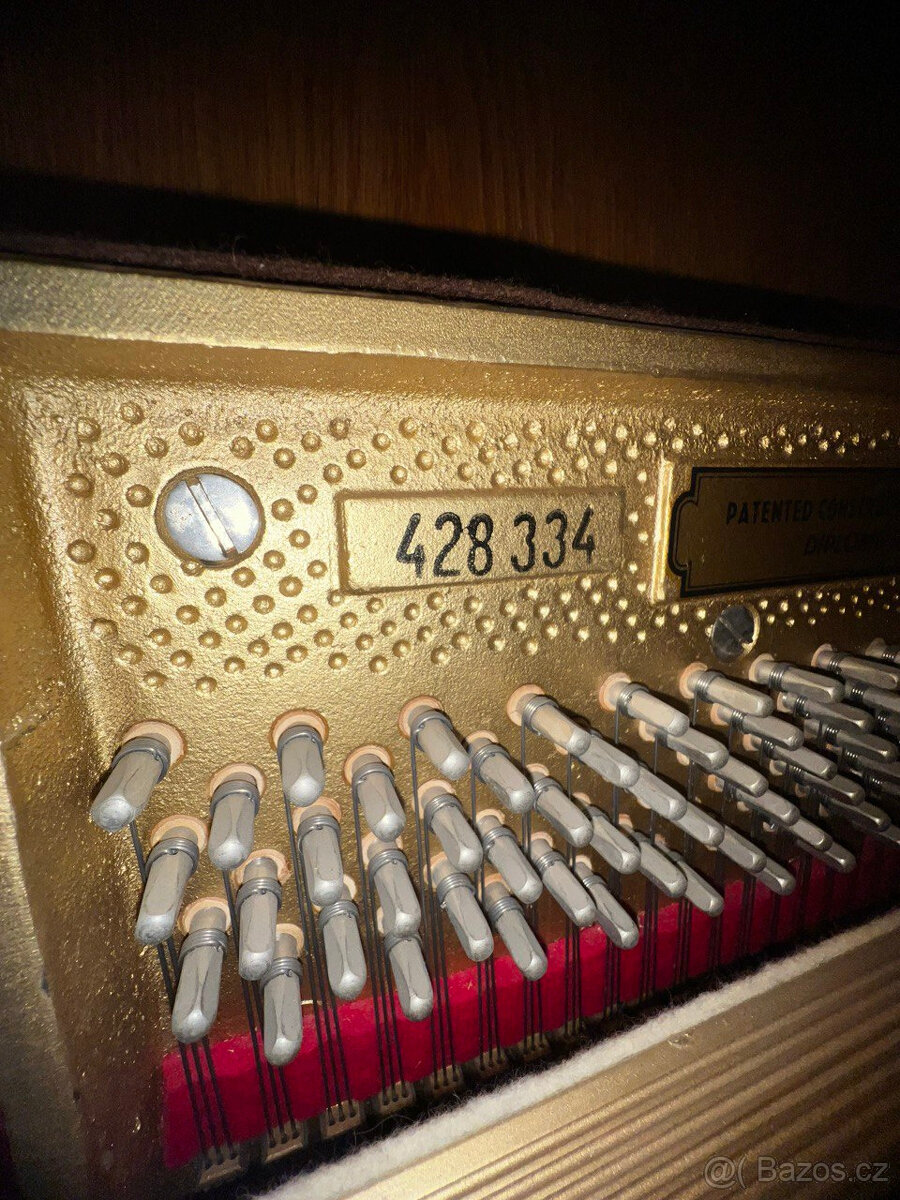 Piano, pianino, klavír Petrof - 5