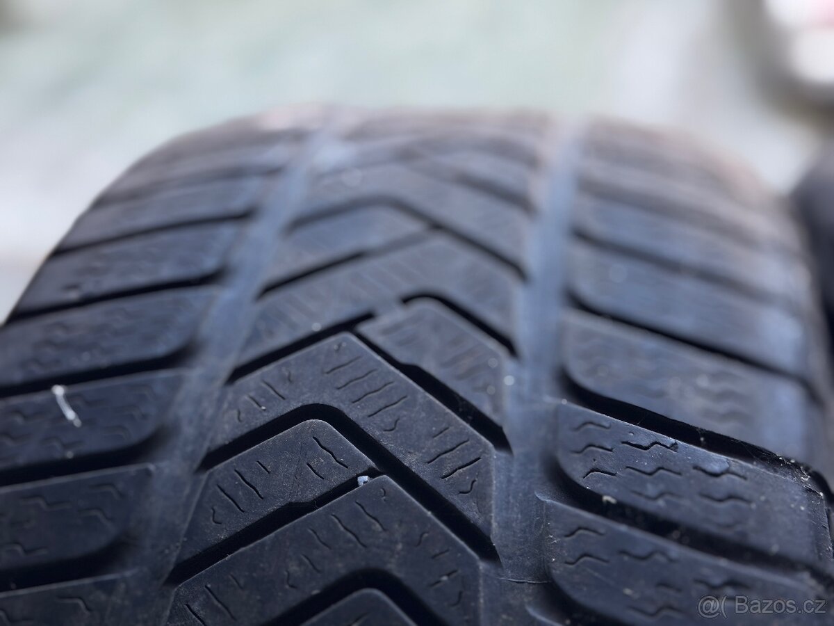 Pirelli Sottozero 3 - 235/35R19 - 2ks na dojetí - 5