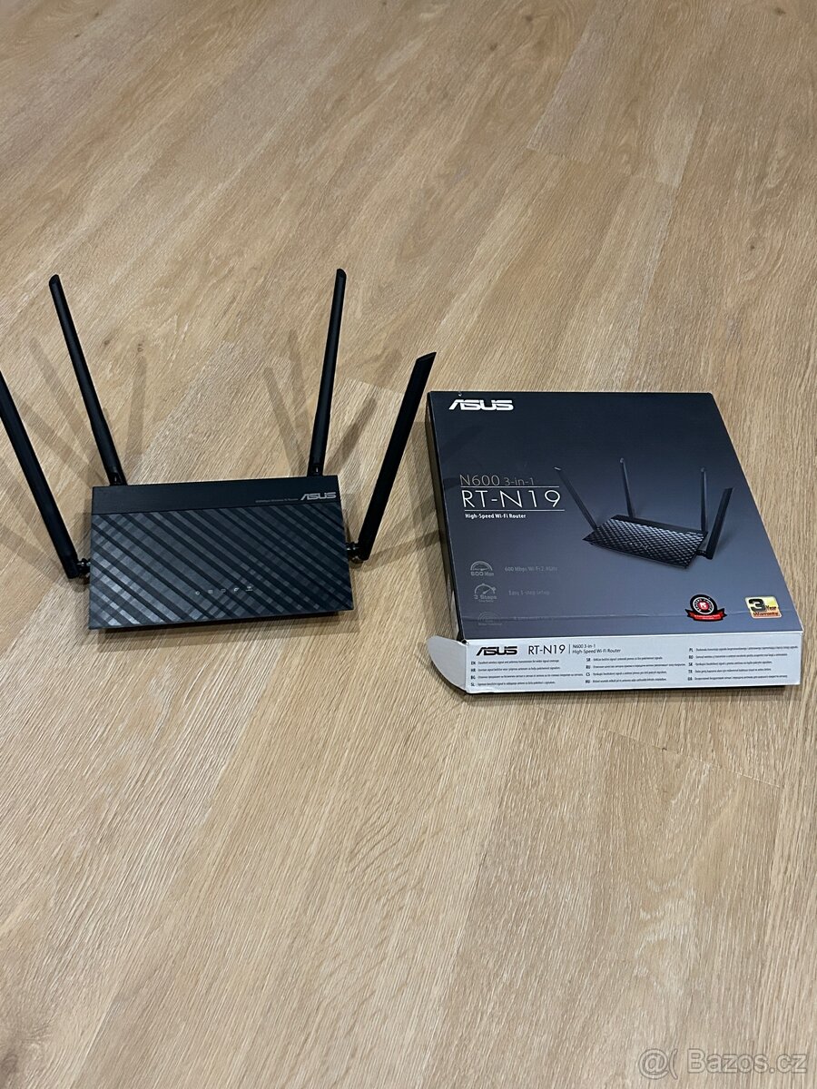 Router ASUS RTN 19 - 5