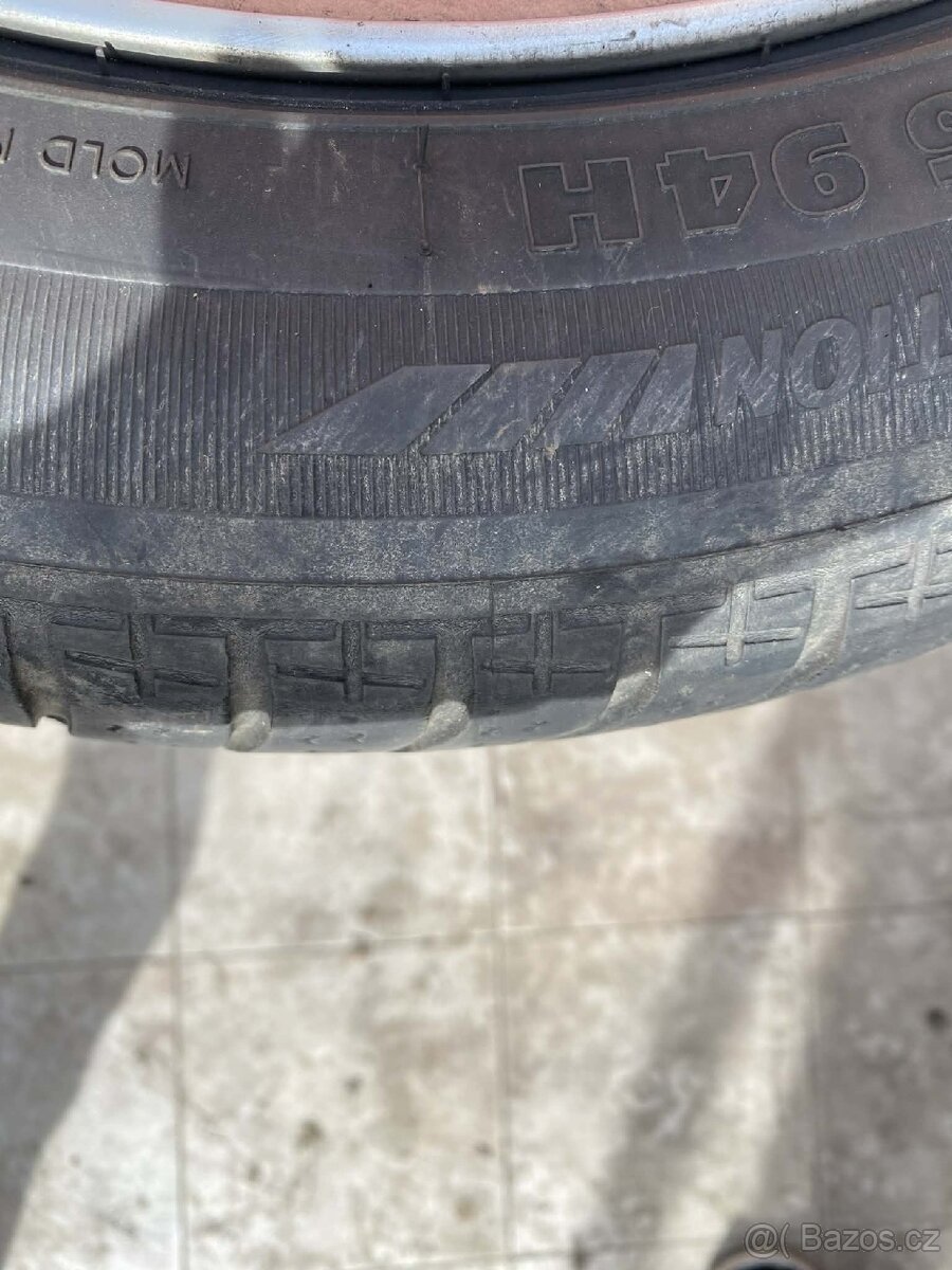 Litý kola s zimní pneu - 5