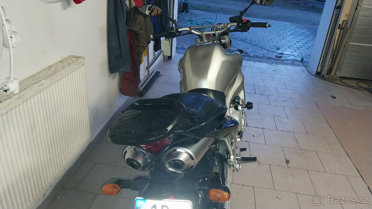 Yamaha Fazer 600 - 5