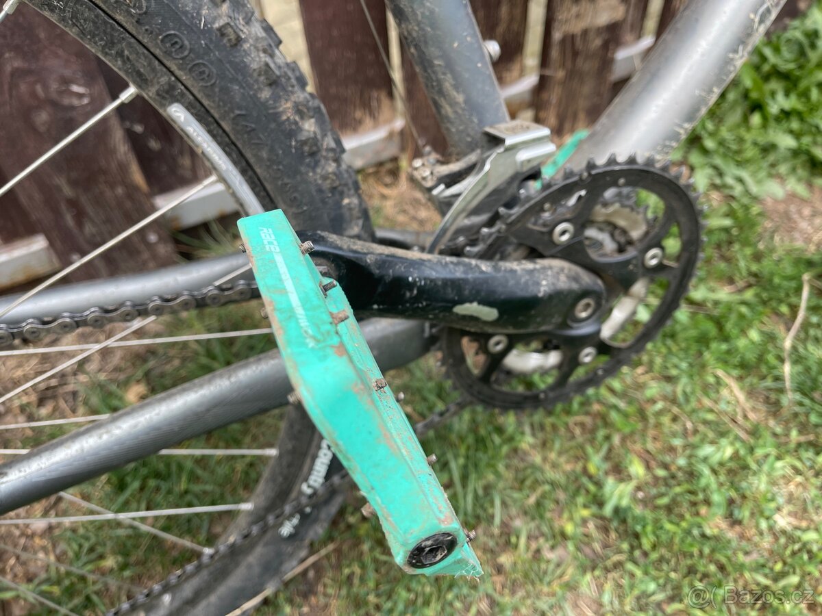 Prodám horský hardtail Specialized Mika - 5