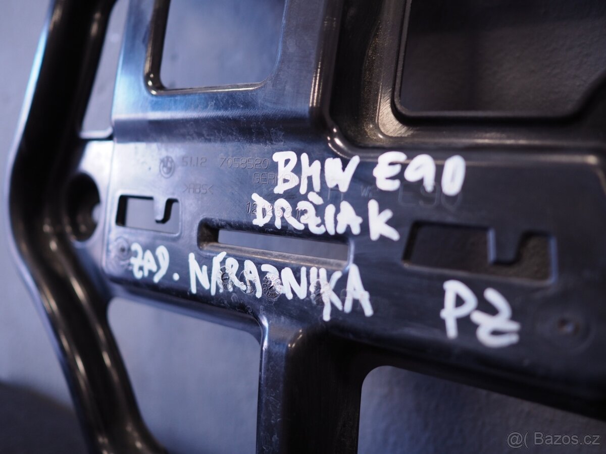 BMW E90 3er rady 3- držiak/výztuha zadního nárazníka - 5