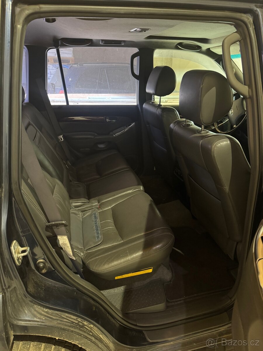 Toyota land cruiser
