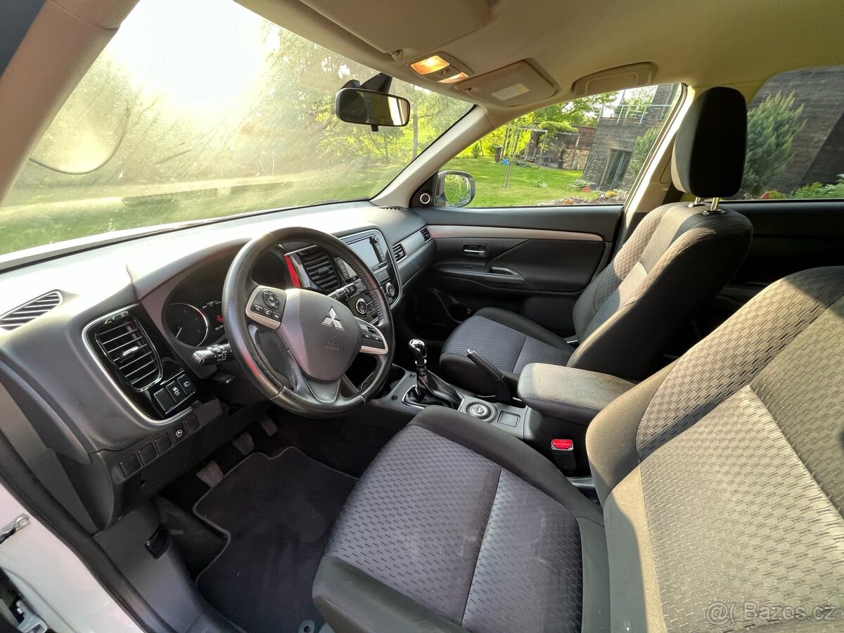 Mitsubishi Outlander , 2.2 DI-D ,4x4, odpočet DPH - 5