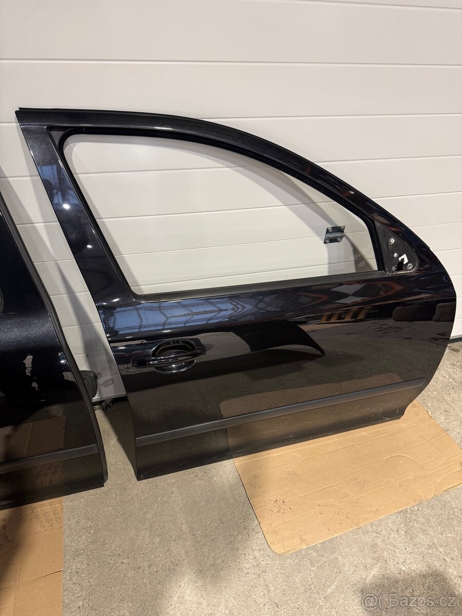 Díly z vozu Škoda Octavia 2 Facelift Černá - 5