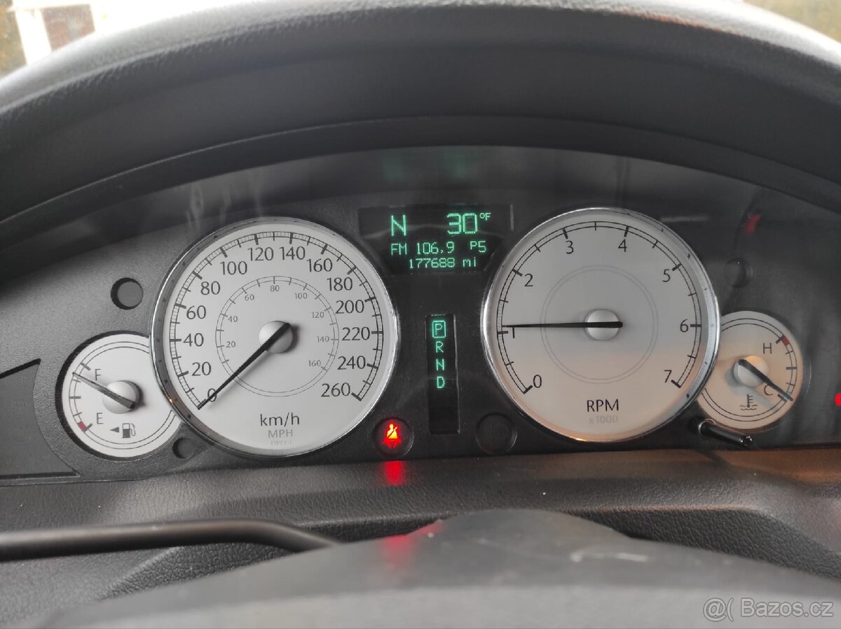Chrysler 300C 3,5V6 183kw.rv2006 - 5