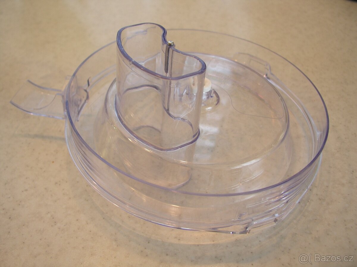 Odšťavňovač 350,- Kč na Robot MOULINEX Masterchef - 5