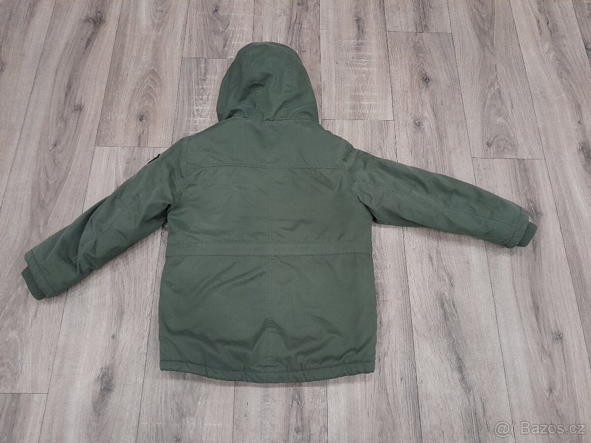 Zimni bunda v barvě zelené - 5