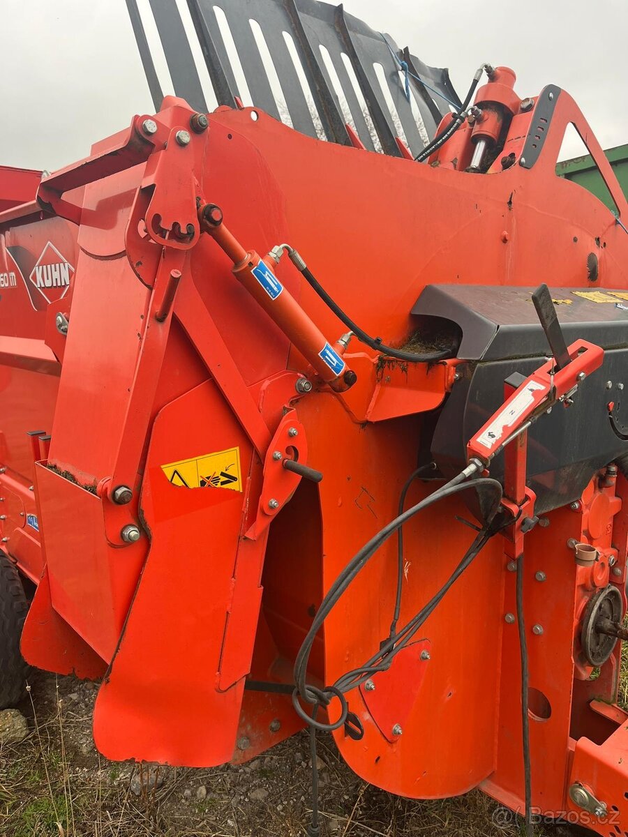KUHN PRIMOR 4260 m - 5