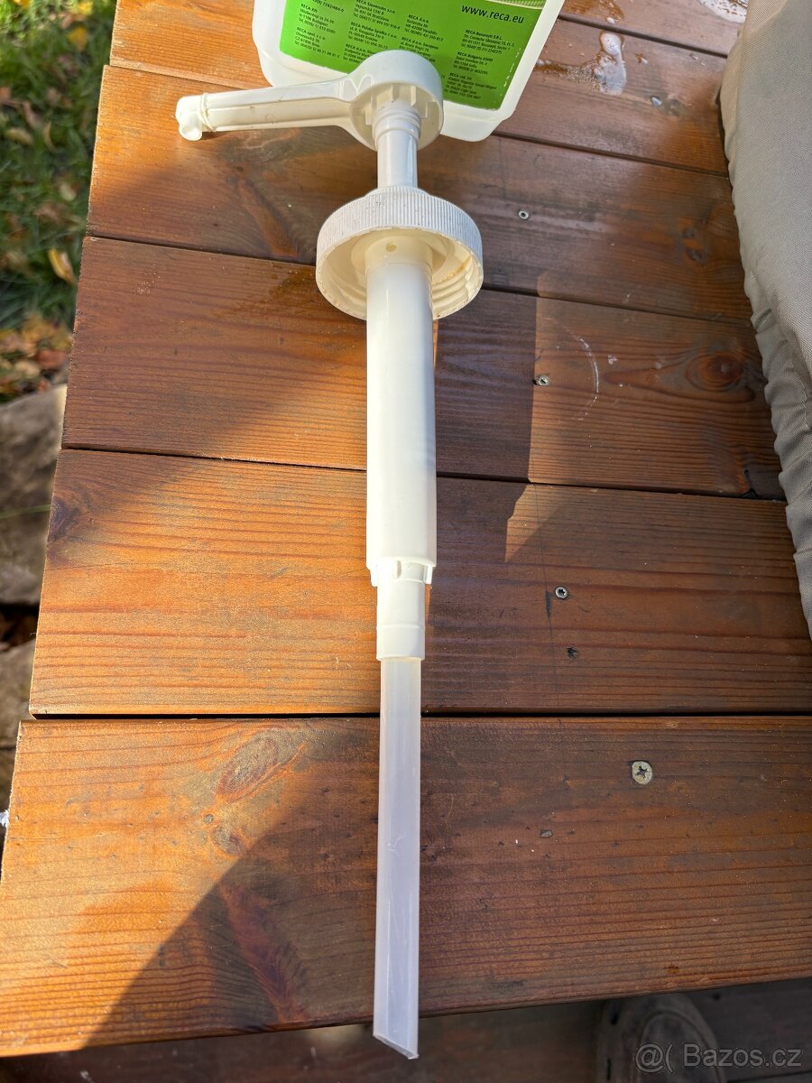 Dávkovač mycí pasty RECA Cleanhand , montáž na stěnu - 5